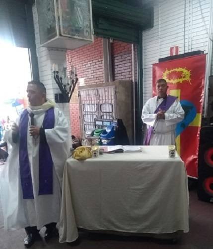 Plaza de mercado del 20 de julio Comunión Ecuménica Mundial