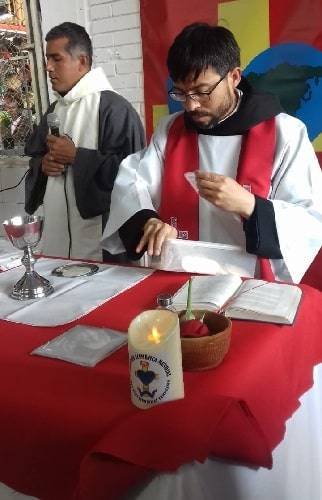 Plaza de mercado del 20 de julio Comunión Ecuménica Mundial