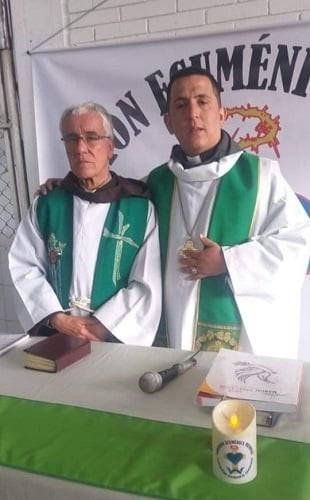 Plaza de mercado del 20 de julio Comunión Ecuménica Mundial