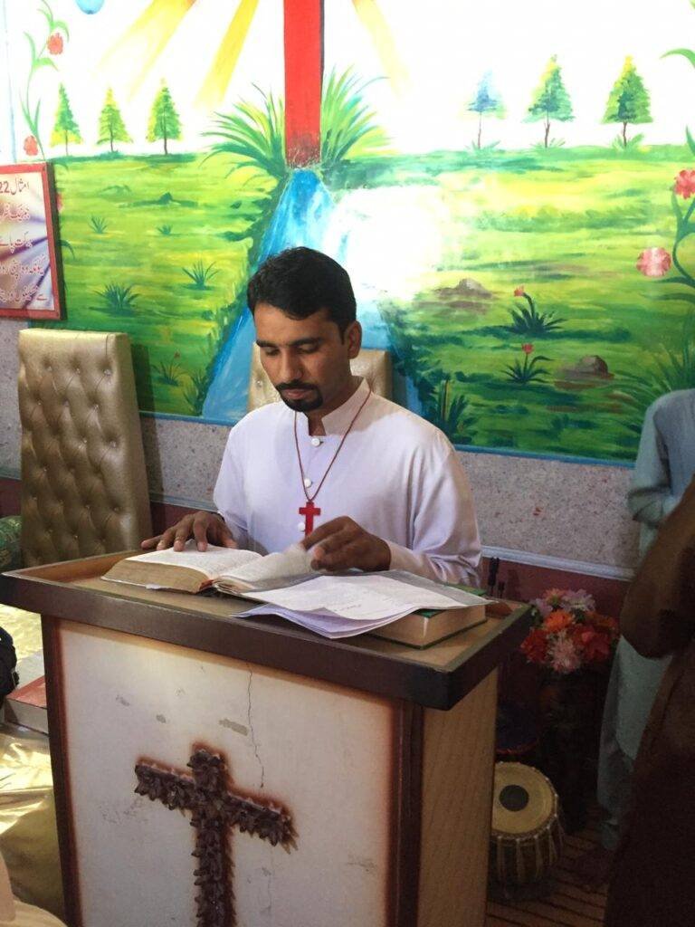 Misionero Pakistán Comunión Ecuménica Mundial